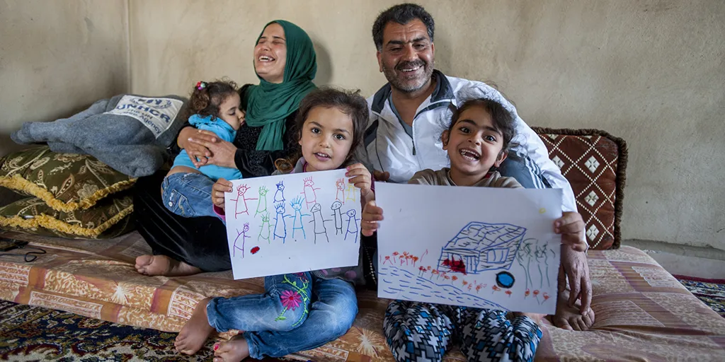 Facebook Shelter 07 Family And Drawings