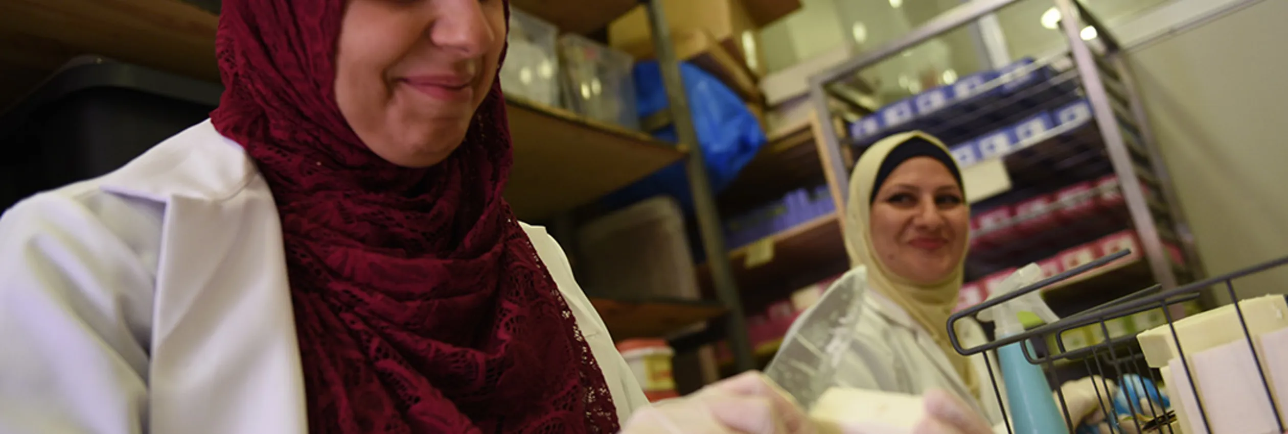 Tile Our Stories Refugees Soapmaking (1)