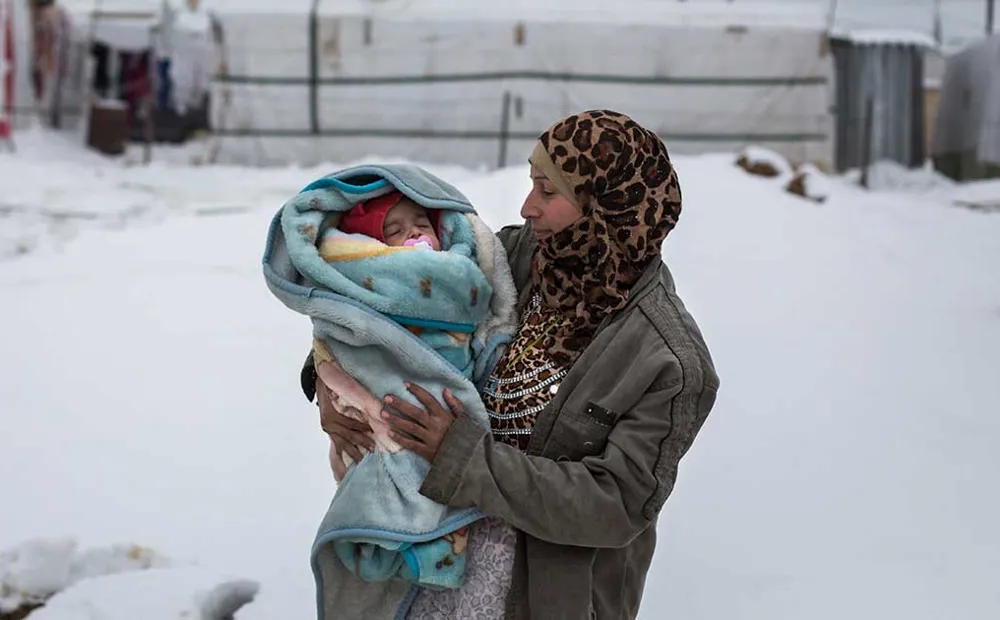 Six tarpaulin sheet roofs