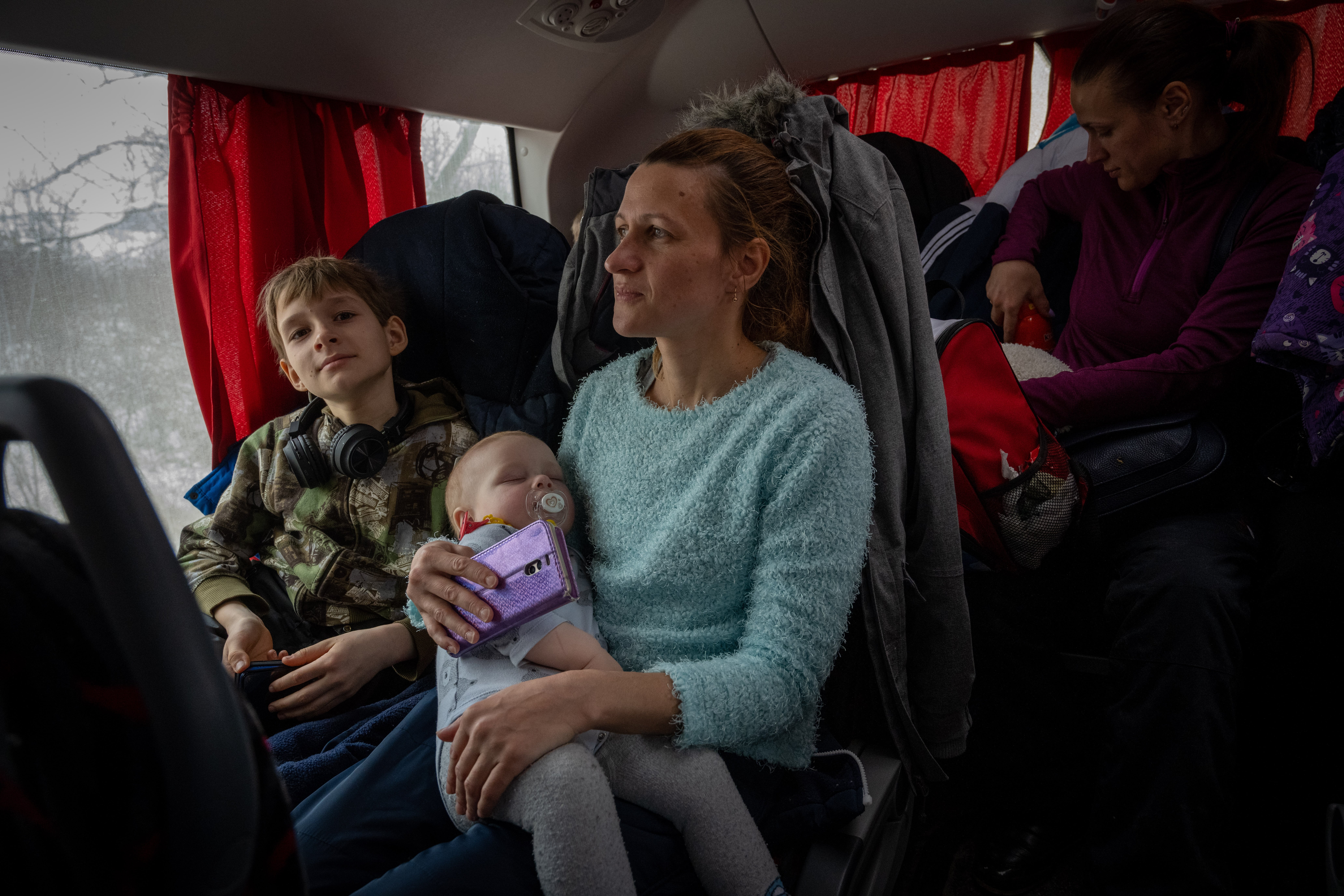 Romania_UNHCR-Helps-People-Fleeing-Ukraine-Move-On-From-Moldova