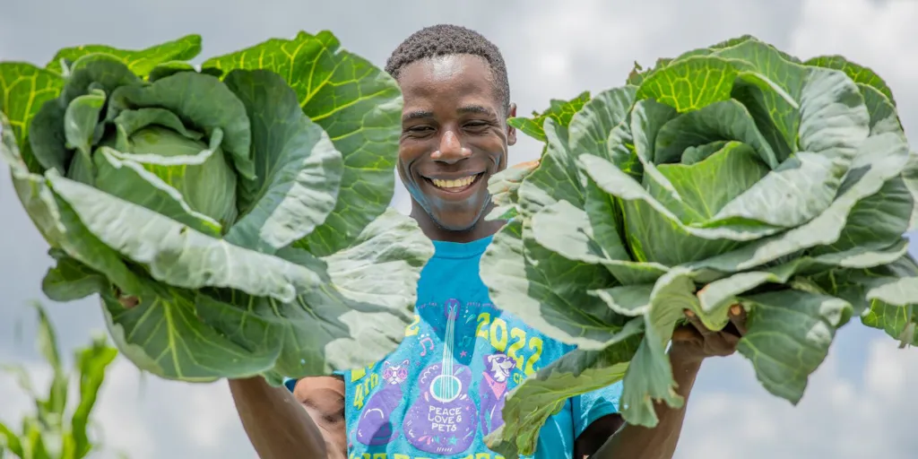 Website Zambia. Former Angolan Refugee Farming Hope In Meheba