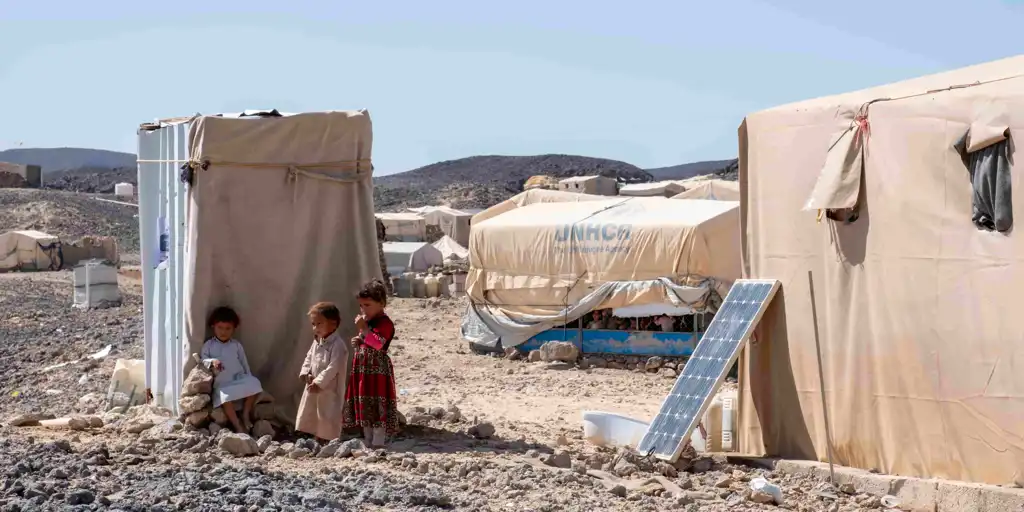 Yemen Children Seek Shade At Site Internally Displaced People