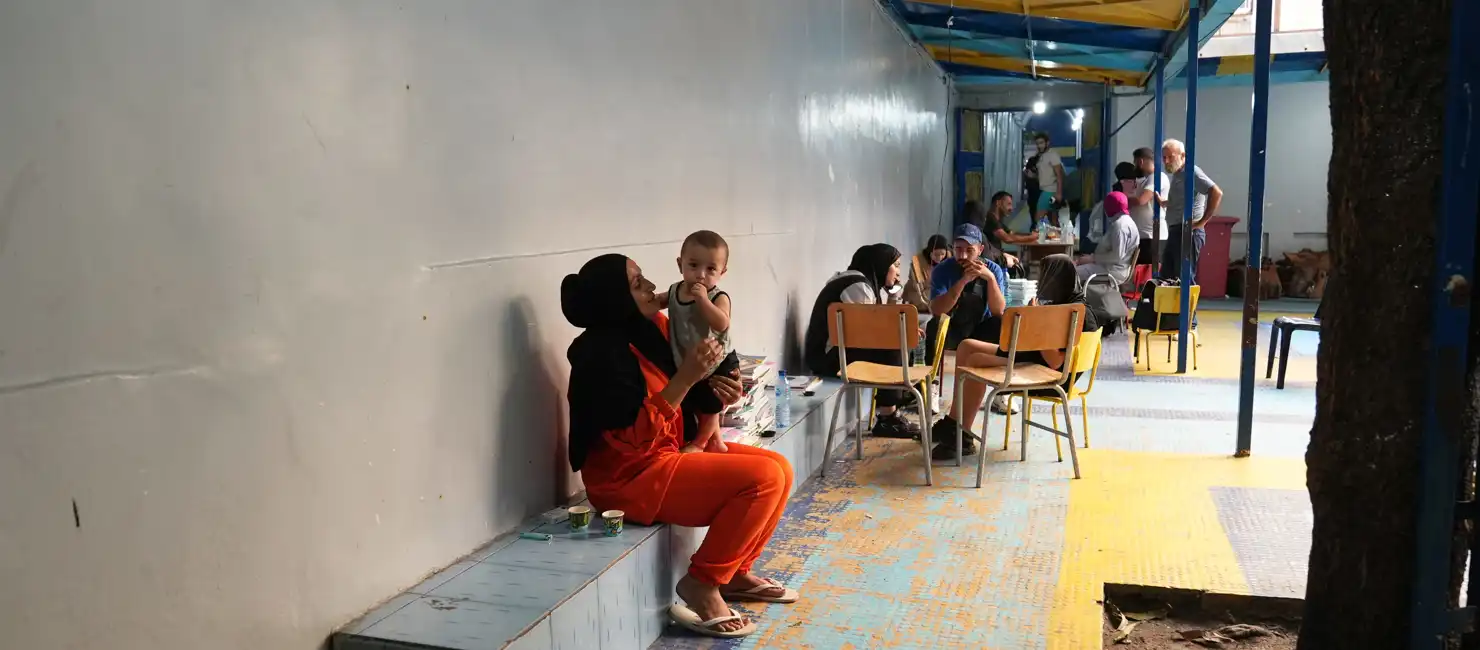 Lebanon_UNHCR-supports-people-fleeing-Israeli-Airstrikes